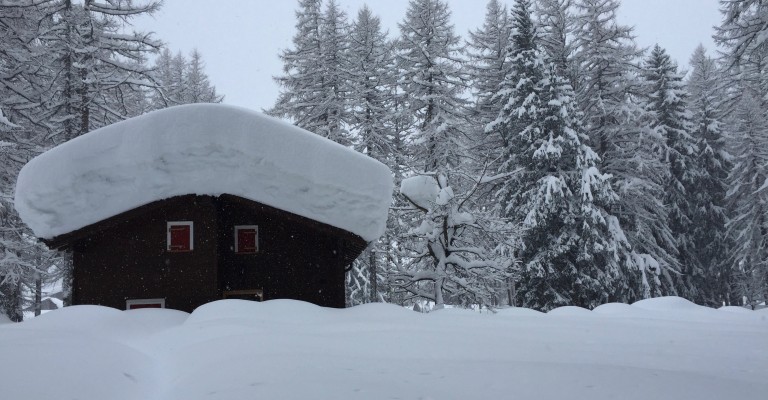 Swiss Alps Ski: Gorgeous Goms!