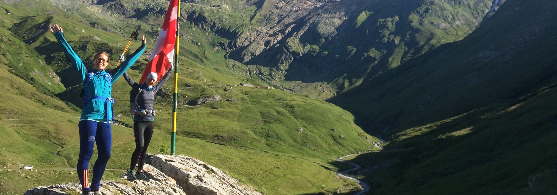 Mont Blanc Ultra Trail - A stunning morning to head into Italy from France: above the Mottets refuge